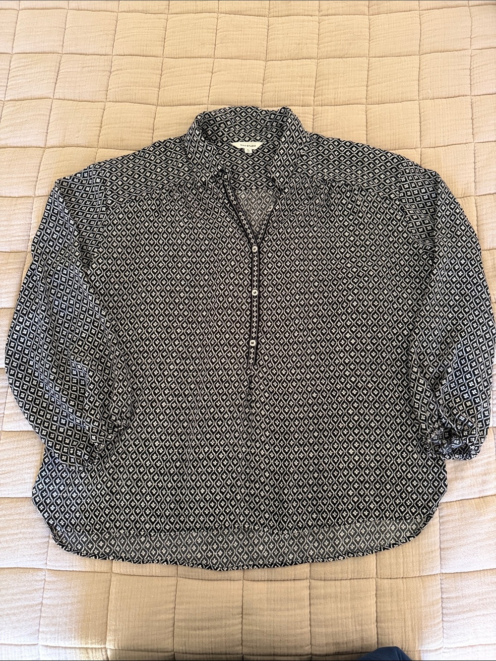 Max Studio Black & White Women's Pullover Blouse